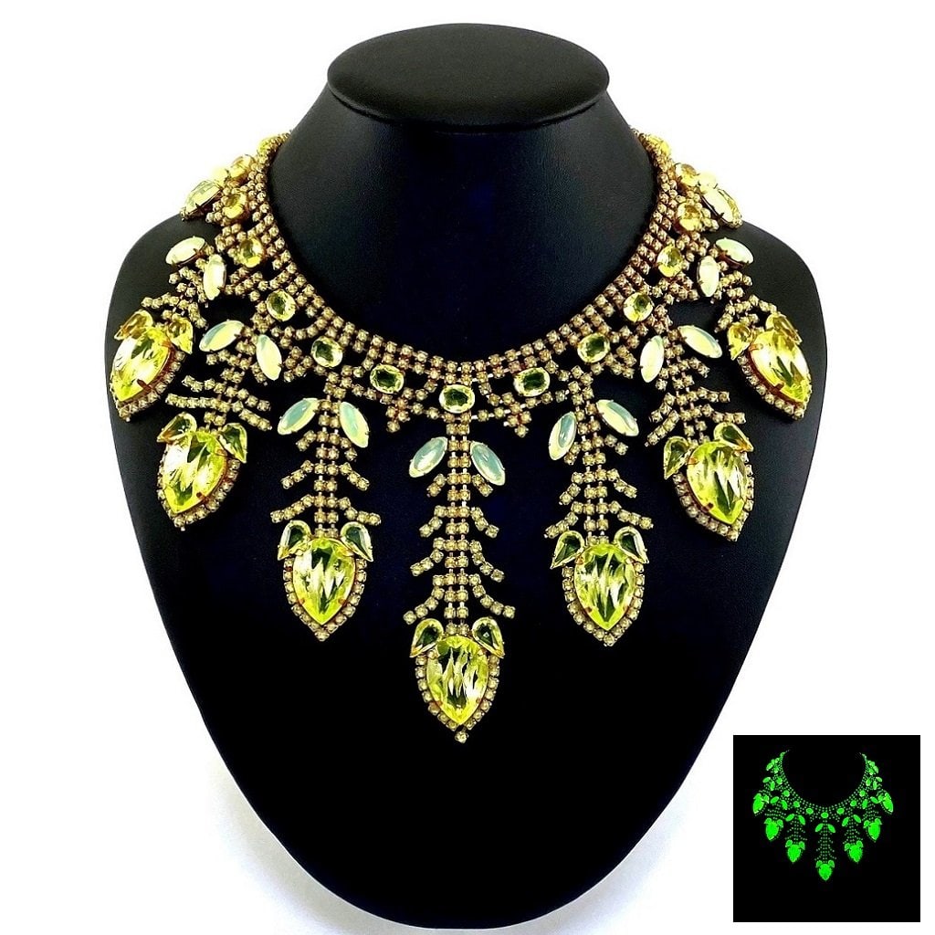 Art Deco Vaseline Uranium Glass Vintage Necklace: Really nice piece that glows beautifully under UV light. All the stones in this necklace are from uranium glass. Made in Czechoslovakia. Dimensions: Measures 18 1/2" including extender and clasp. Adju