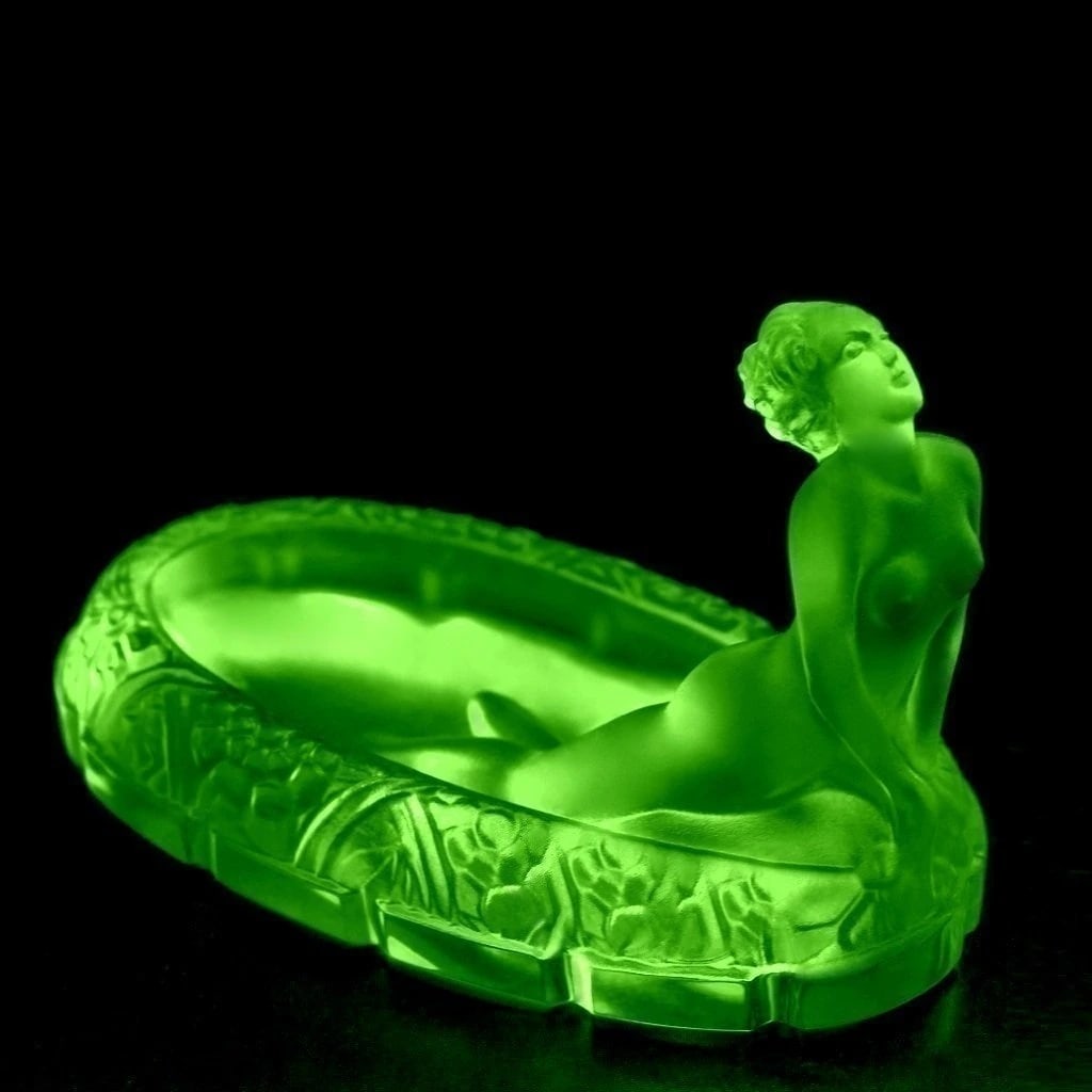 Art Deco Bowl Rare Green Uranium Glass 1930' H.Hoffmann by Lalique (1 of 2)