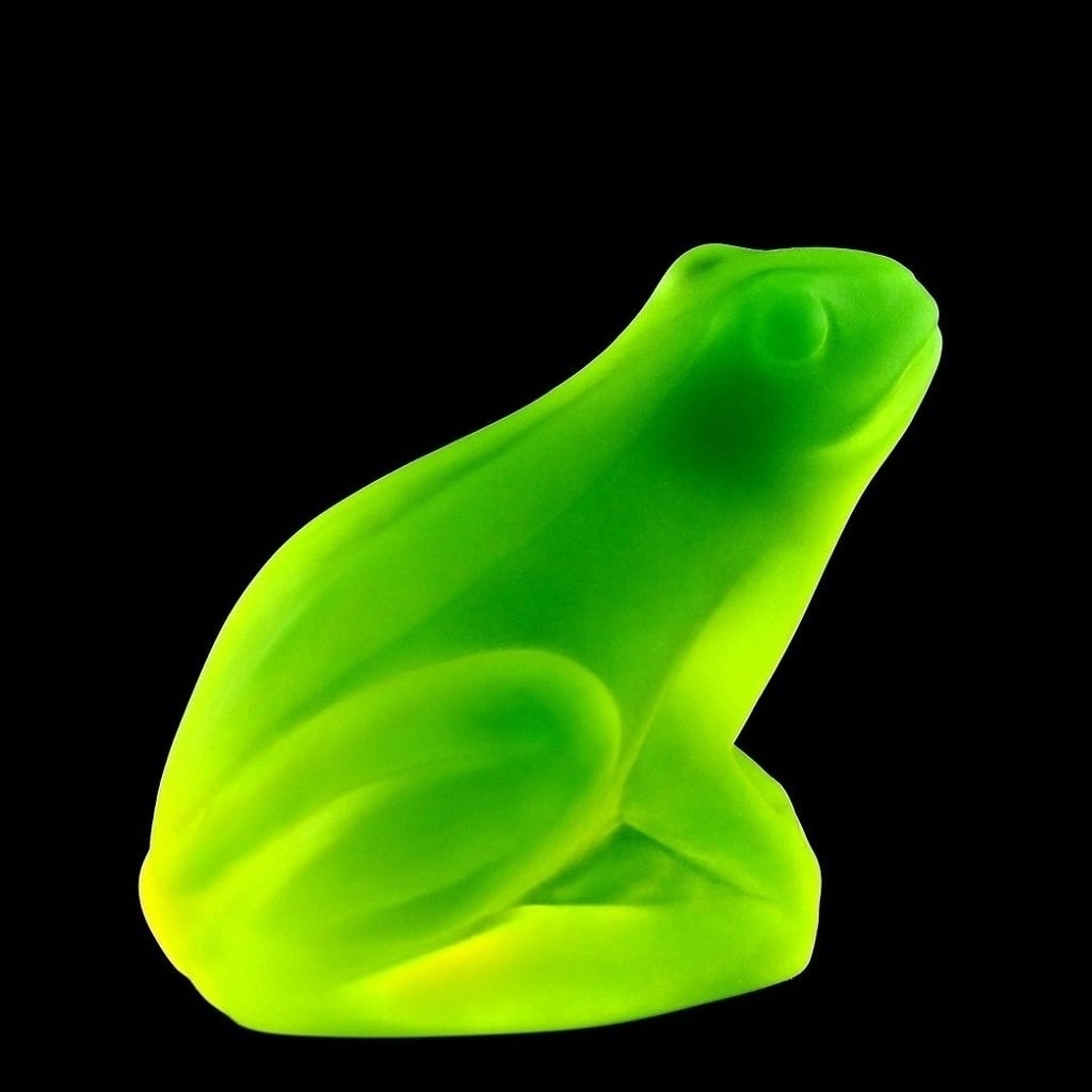 Bohemian Uranium Glass Frog Figurine 1930' H.Hoffmann: Top Qality Art Deco Vaseline Uranium Glass Figurine. This piece was made in Bohemia from the ORIGINAL antique vintage molds that was used back in 1930's. It is BREATHTAKING high quality satin finish g