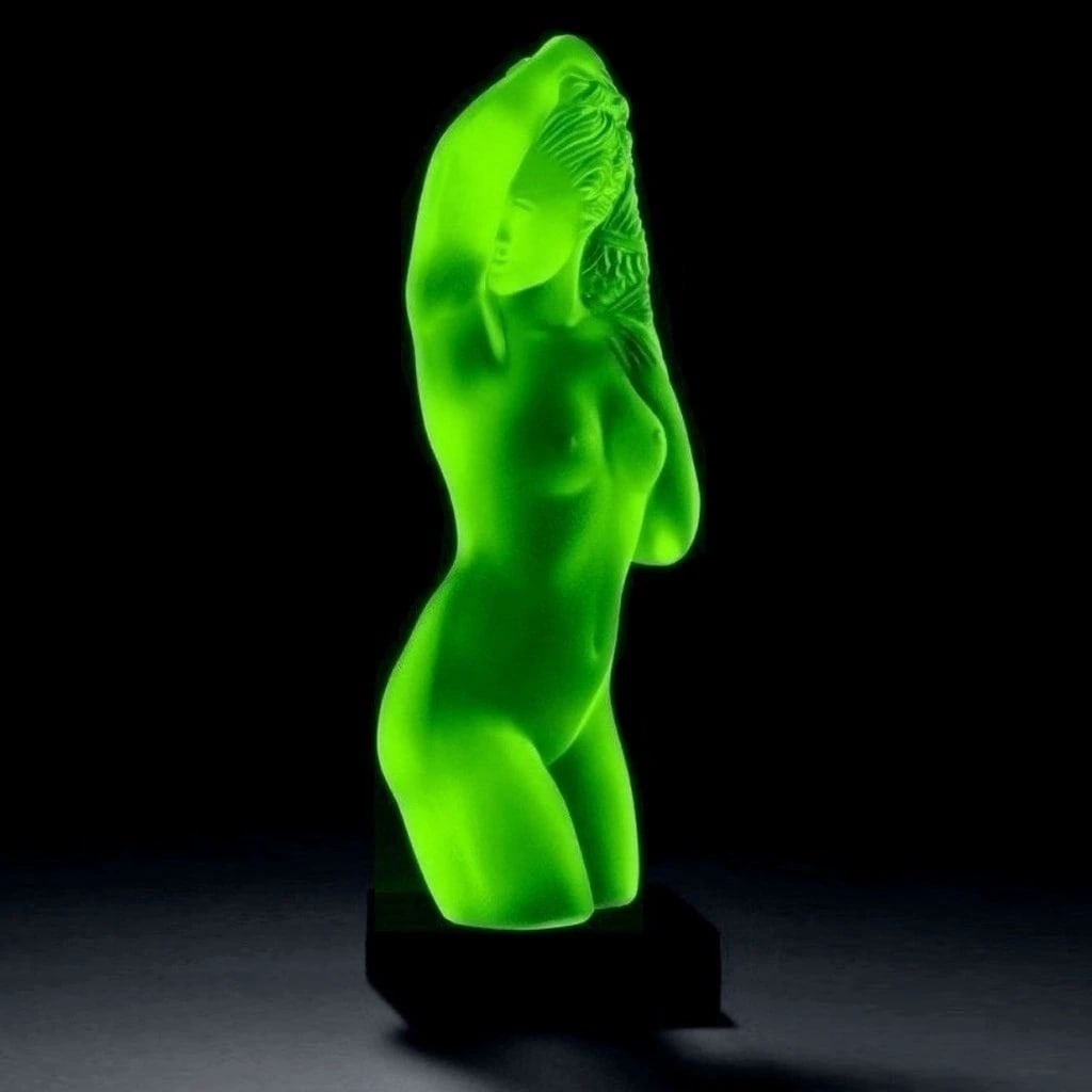 Art Deco Green Uranium Glass Sculpture ' Beautiful Girl ' Hood Ornament Figurine 1930' H.Hoffmann (1 of 2)
