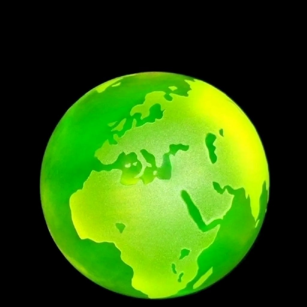 Czech Yellow Uranium Vaseline Collectible Art Glass Globe 3'': Czech Yellow Uranium Vaseline Collectible Art Glass Globe Paperweight 3 ''. Dimensions: Diameter 3 1/8 '' ( 8 cm )