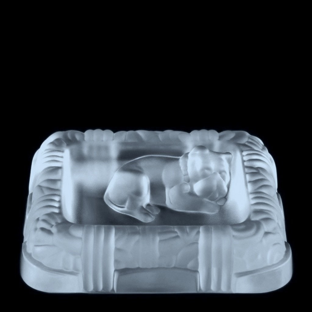 Art Deco Satin Clear Glass ' Bulldog ' Bowl 1930' H.Hoffmann: This piece is a great addition to collection or a great gift. Timeless design - Top Qality Art Deco Art Glass Bowl - Puppy. This piece was made in Bohemia from the ORIGINAL antique vintage molds that 