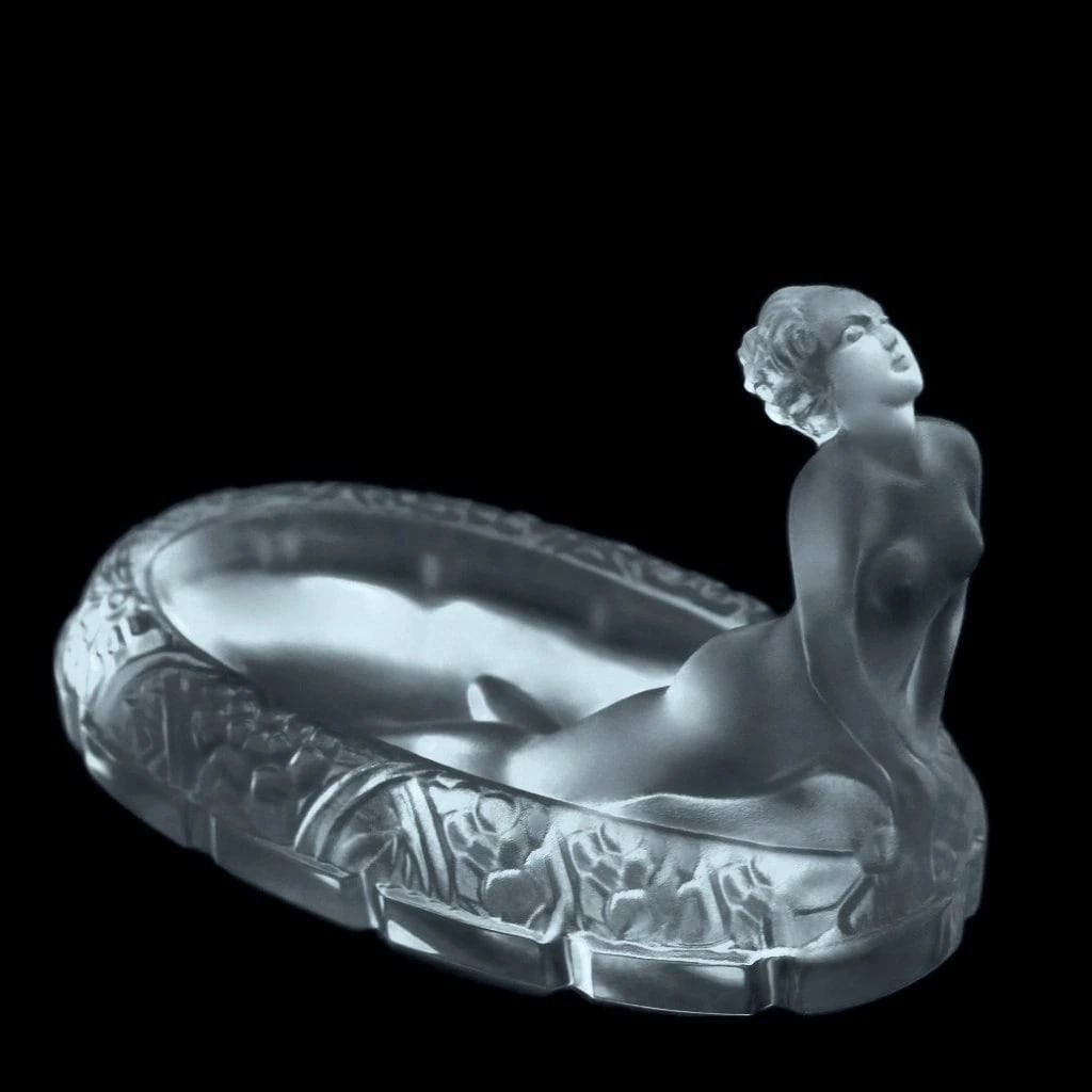Glamorous Art Deco Satin Clear Glass Large Bowl 1930' H.Hoffmann by Lalique: Top Quality Art Deco Frosted Clear Glass Large Bowl. This piece was made in Bohemia from ORIGINAL antique vintage molds that were used during the 1930's - 1939's. It is breathtaking high quality satin