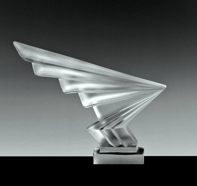 Art Deco Glass Sculpture ' Flash ' Hood Ornament 1930' H.Hoffmann: This piece is a great addition to collection or a great gift. Timeless design - Top Qality Collectible Art Deco Glass Car Mascot ' Lightning ' Hood Ornament Sculpture. This piece was made in Bohemia f