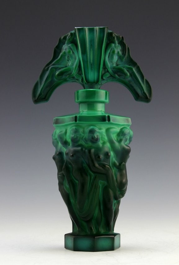 Art Deco Malachite Jade Glass Collectible Perfume Bottle 1930' H.Hoffmann: This piece is a great addition to collection or a great gift. Timeless design - Top Qality Art Deco Malachite Glass Perfume Bottle. This piece was made in Bohemia from the ORIGINAL Antique Vintage mol