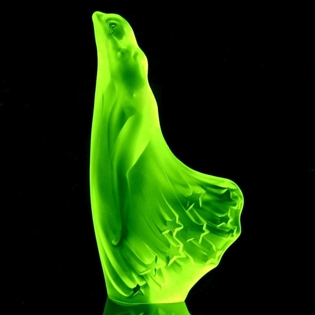 Art Deco Vaseline Uranium Glass Sculpture ' Lady in the stars ' 1930' H.Hoffmann: Art Deco Yellow Vaseline Uranium Glass Sculpture. A beautiful sculpture made from vaseline uranium glass that glows wonderfully under UV light. This piece was made in Bohemia from the ORIGINAL Antique