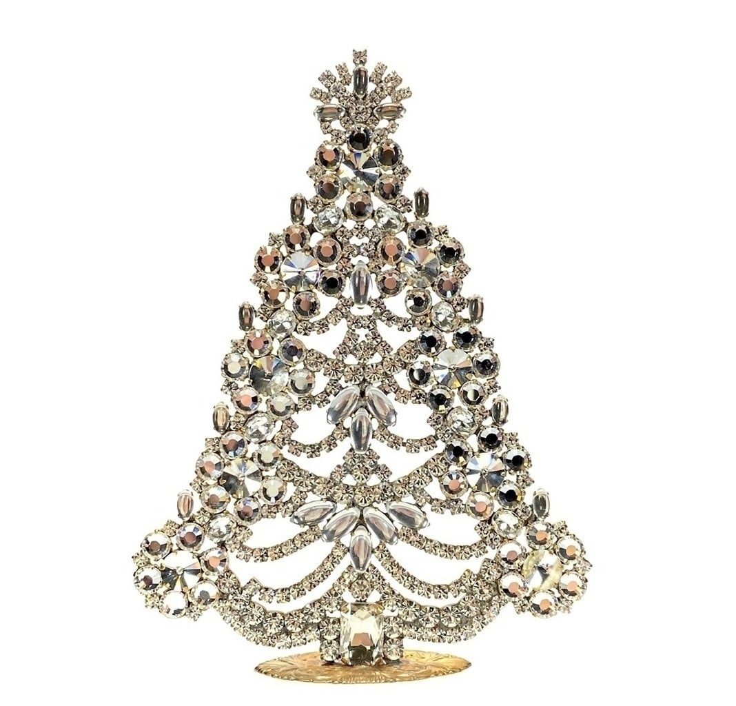 Large Glass Christmas Tree Vintage Czech Rhinestone Holiday Decor: Beautiful vintage standing Christmas tree. A charming vintage Christmas decoration, perfect for collectors or as a special holiday gift. Height 7 1/2'' ( 19 cm ). Fast worldwide delivery: 2–5 days.