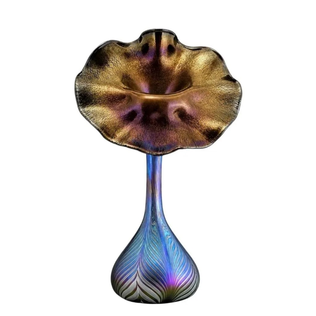 Art Nouveau Iridescent Glass Vase Glamorous Loetz or Tiffany Studios Decor: This vase is a great addition to a collection or a great gift. Art Nouveau Iridescent Art Glass Vase Loetz or Tiffany Studios Decor. Extraordinary beautiful piece of the finest quality glass. Without 