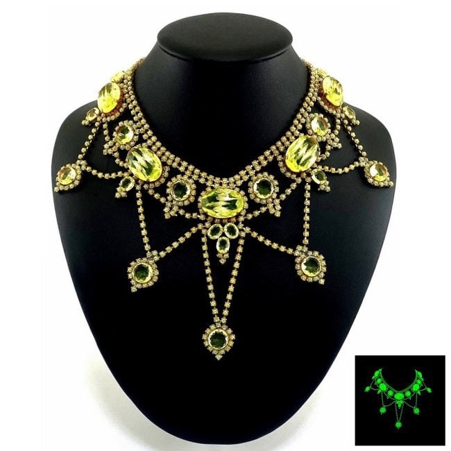 Art Deco Vaseline Uranium Glass Vintage Necklace: Really nice piece that glows beautifully under UV light. All the stones in this necklace are from uranium glass. Made in Czechoslovakia. Dimensions: Measures 19 1/2" including extender and clasp. Adju