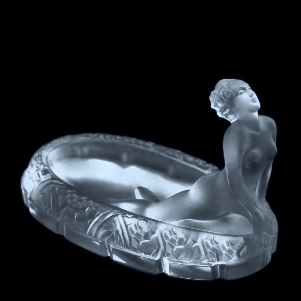 Large Art Deco Satin Clear Glass Bowl 1930' H.Hoffmann by Lalique: This piece is a great addition to collection or a great gift. Timeless design - Top Quality Art Deco Collectible Glass Bowl. This piece was made in Bohemia from the ORIGINAL antique vintage molds that