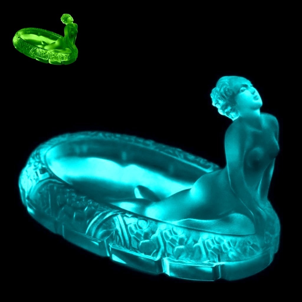 Large Art Deco Rare Blue Vaseline Glass Bowl 1930' H.Hoffmann by Lalique: Top Quality Art Deco Blue Vaseline Uranium Glass Large Bowl. This piece was made in Bohemia from ORIGINAL antique vintage molds that were used during the 1930's - 1939's. It is breathtaking high quali