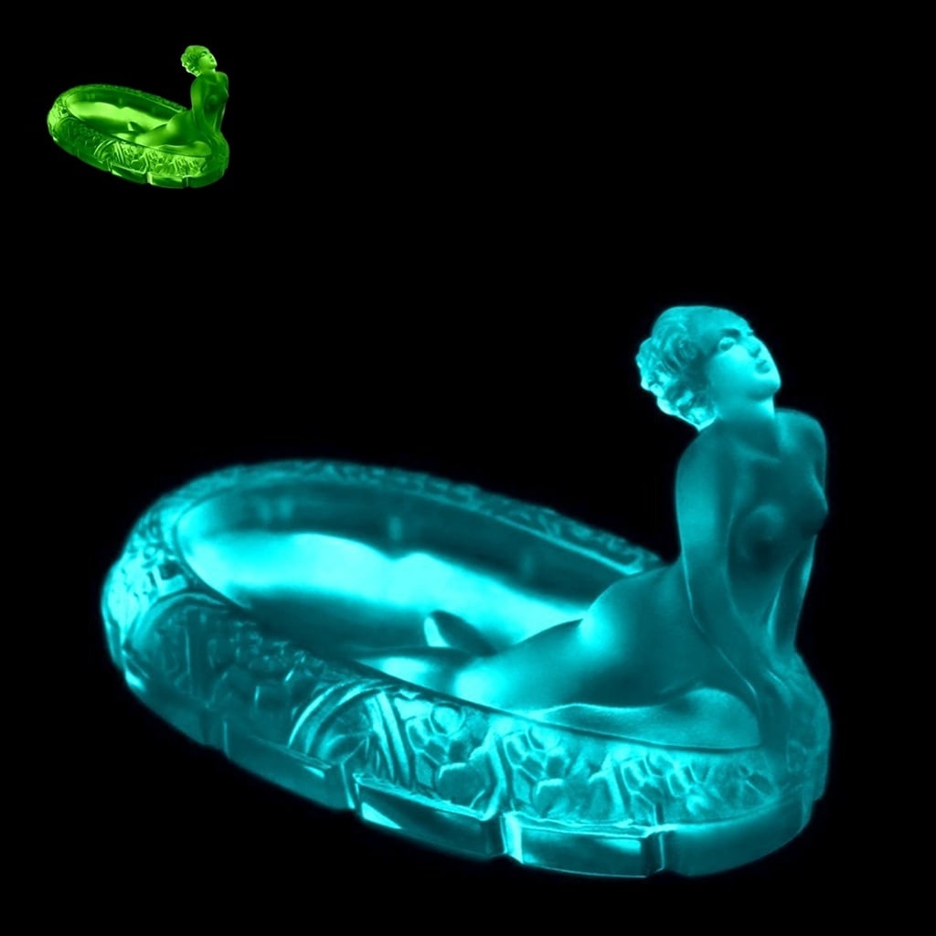 Art Deco Rare Blue Vaseline Glass Bowl 1930' H.Hoffmann by Lalique: Top Quality Art Deco Blue Vaseline Uranium Glass Bowl. This piece was made in Bohemia from ORIGINAL antique vintage molds that were used during the 1930's - 1939's. It is breathtaking high quality sat