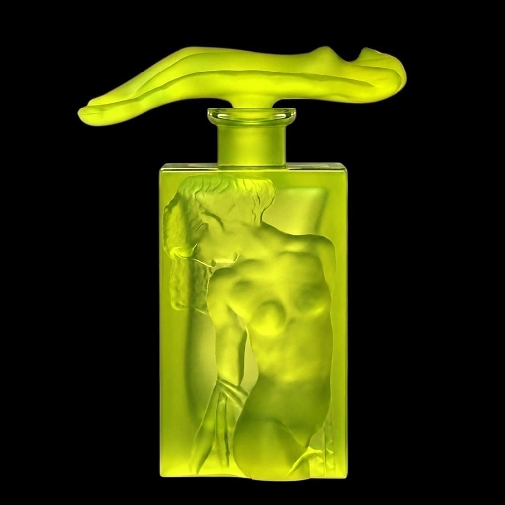 Large Art Deco 'Odalisque' Vaseline Uranium Glass Perfume Bottle 1930' H.Hoffmann: Timeless Art Deco design – a beautiful decorative piece for your home or office. This piece was made in Bohemia from ORIGINAL antique vintage molds that were used during the 1930's - 1939's. It is b
