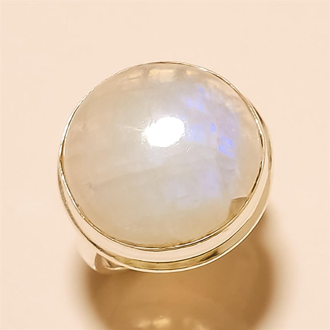 Moonstone RING Solid Sterling Silver: Moonstone RING Solid Sterling Silver Length:0.75inch Weight:9gram Size:8.75 #R-146