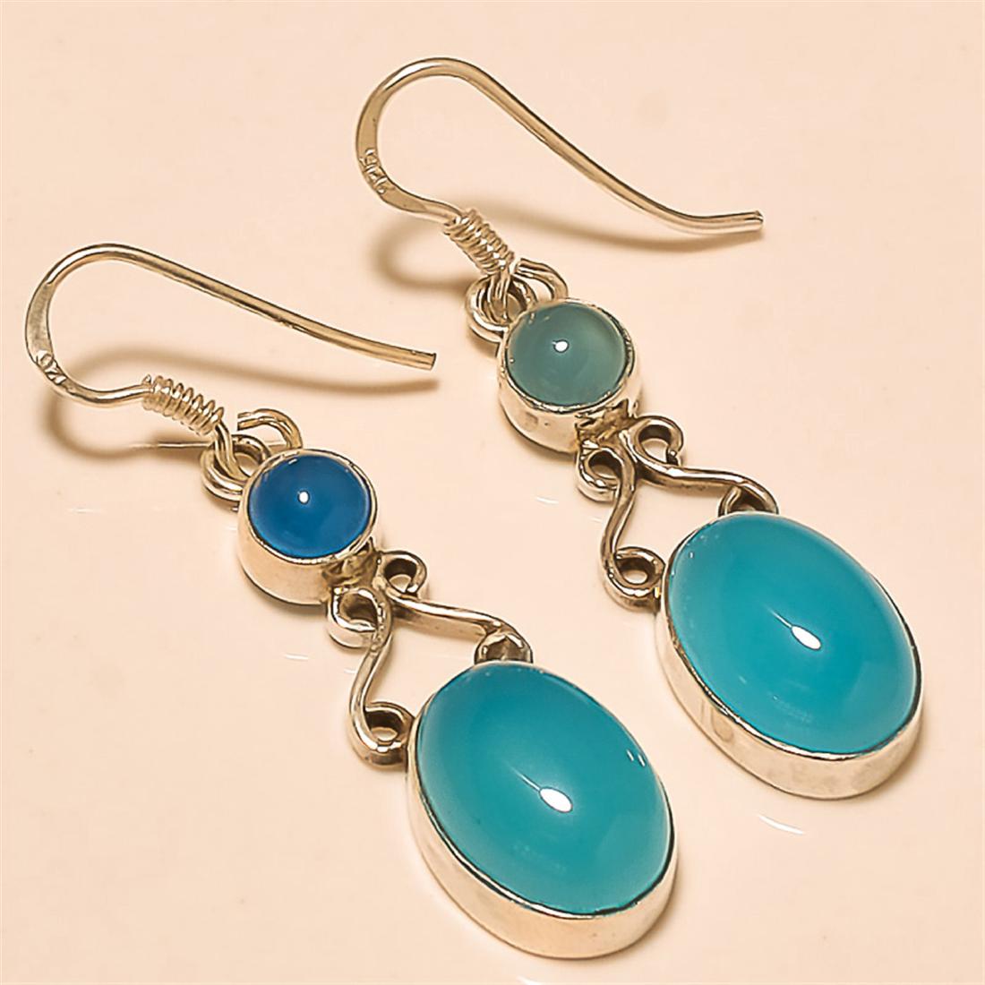 Chalcedony Earring Solid Sterling Silver: Chalcedony Earring Solid Sterling Silver Length:1.75 inch Weight:7 gram #E-063