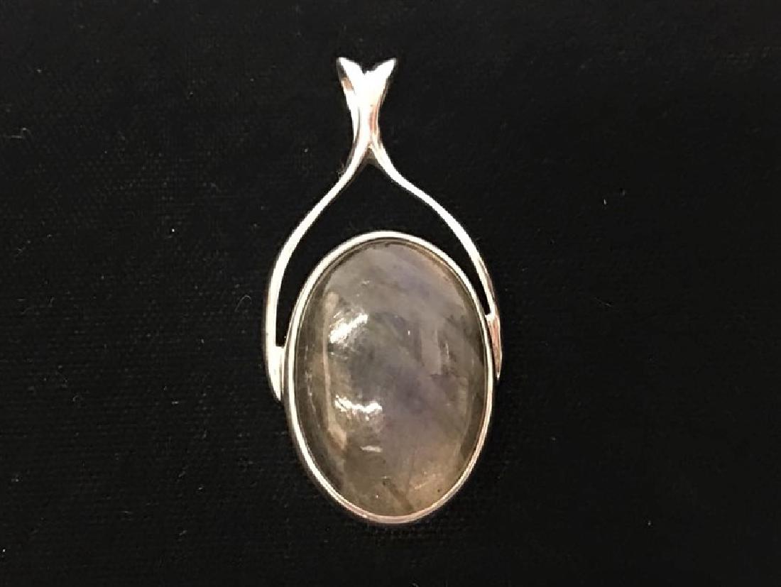 Labradorite Oval Shape Stone Pendant: Labradorite Oval Shape Stone Pendant #IGVR1346