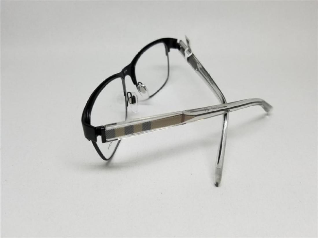 Burberry Glasses Frames - / (p1589bg215n28): Burberry Glasses Frames - / (p1589bg215n28) Brand : Burberry Serial : EY1052586 Condition : Brand New SIze : 55 ? 16 140 Come With : Plastic zipper bag , Glasses #RK217