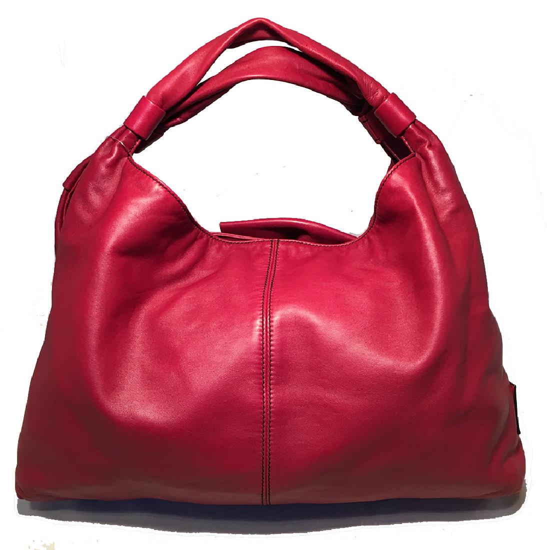 Valentino Red Leather Bow Front Hobo Shoulder Bag: BEAUTIFUL Valentino Red Leather Bow Front Hobo Shoulder Bag in very good condition. Soft red leather exterior with an amazing leather bow detail along the front side and soft double shoulder straps fo