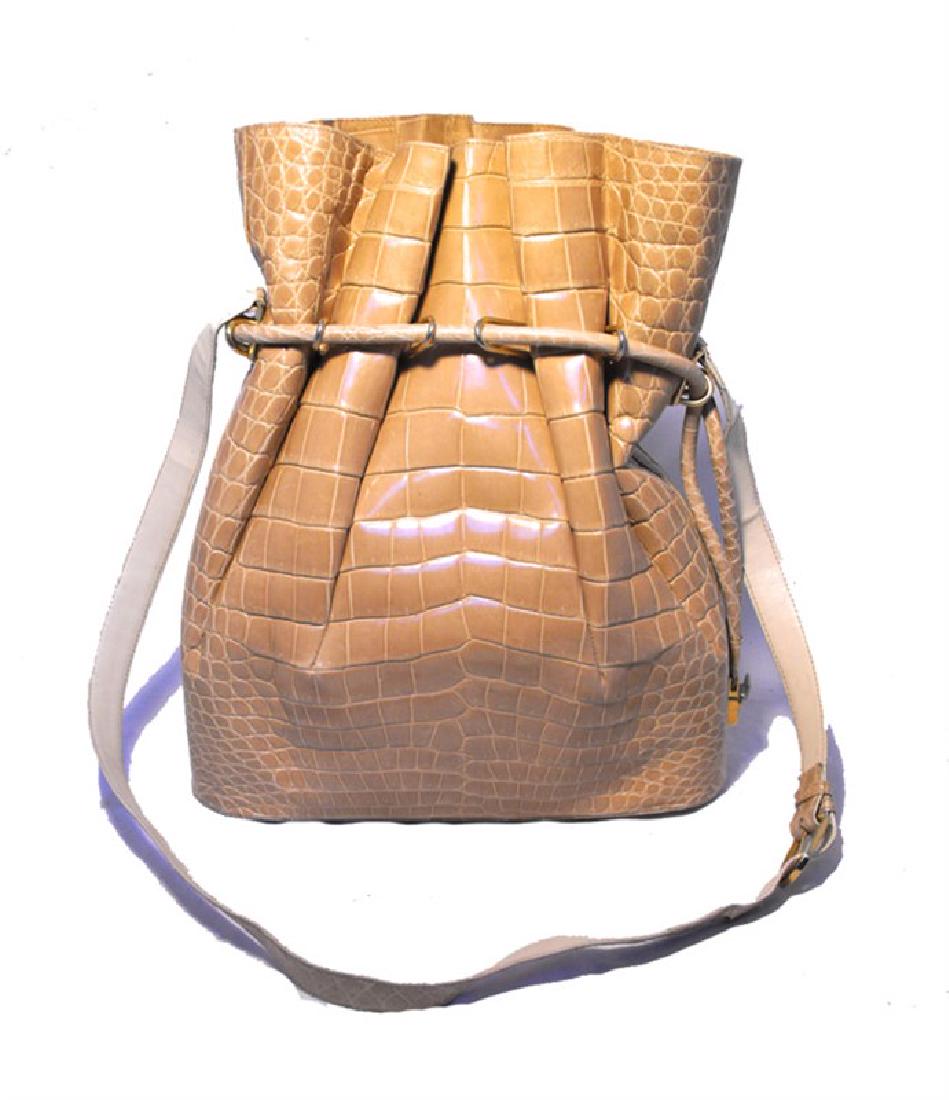 Vintage Morabito Natural Alligator Bucket Shoulder Bag: GORGEOUS Vintage Morabito tan Alligator bucket bag in very good condition. Â Natural tan/beige alligator exterior trimmed with an alligator strap and gold hardware. Â Drawstring style closure open