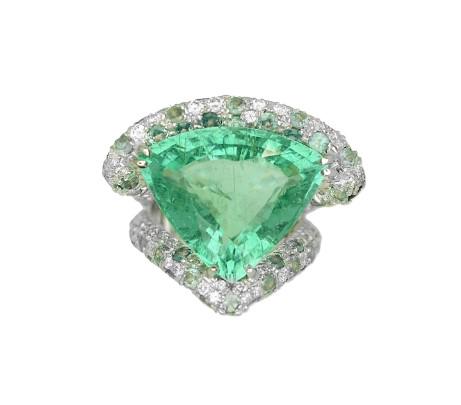GIA 15.56ct Natural Paraiba Tourmaline 18K White Gold: 18K White Gold brazilian alexandrite & natural paraiba tourmaline ring 22gm / Natural paraiba tourmaline 15.56ct / Brazilian Alexandrite 1ct / Natural diamond 2ct / GIA #2201258584