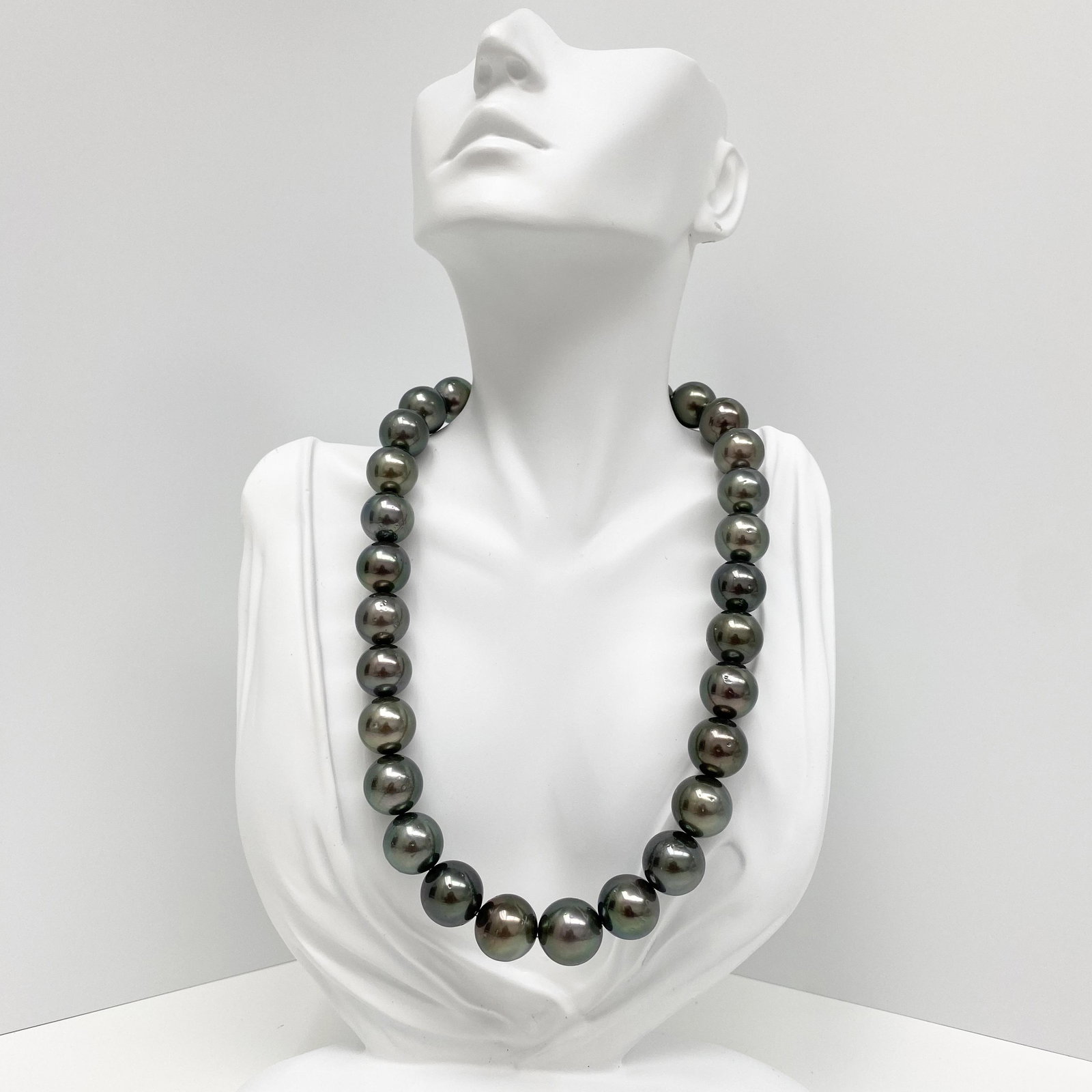 15-16mm Tahitian Medium Dark Green Round Pearl Necklace: AAA Luster, Tahitian Medium Dark Green Round Large Pearl Necklace, 18 inches hand-knotted with gold fish-hook clasp #CP54