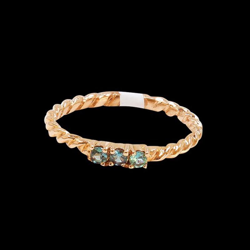 0.10CT NATURAL ALEXANDRITE 14K ROSE GOLD RING: 14K ROSE GOLD NATURAL ALEXANDRITE RING:1.61 GRAMS/ALEXANDRITE:0.10CT/#GVR1083 **A delightful trio of 0.10ct Oval Cut Natural Alexandrite is delicately crafted in 14K rose gold. Alexandrite is believed