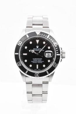 Pre-owned ROLEX SUB Model #16610 S/S 40MM #A2900: Pre-owned ROLEX SUB Model SKU #AR-12417 Every watch comes with a Quality testing and authentic report Certificate issued by the industry's leading independent authority on watch authentication.