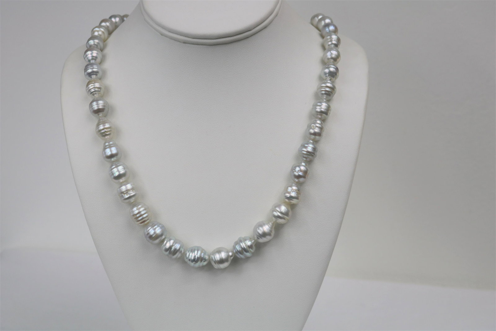 10-12mm South Sea White-Silver Circle Baroque Necklace: 10-12mm South Sea White-Silver Circle Baroque Necklace with Gold Clasp AAA Luster, Unique Circle Baroque South Sea Pearl Necklace from Australia, 18 inches hand knotted with gold fishhook clasp #CP12