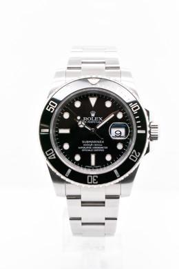 Pre-owned ROLEX SUB Model #116610 S/S 40MM: Pre-owned ROLEX SUB Model #116610 S/S 40MM SKU #AR-12416 Every watch comes with a Quality testing and authentic report Certificate issued by the industry's leading independent authority on watch authe