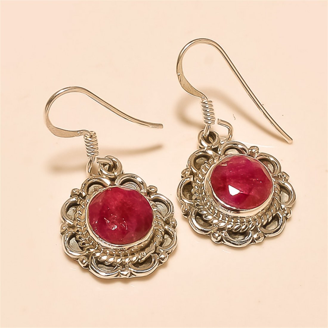 ruby Earring Solid Sterling Silver: ruby Earring Solid Sterling Silver Length:0.75 inch Weight:5 gram #E-159