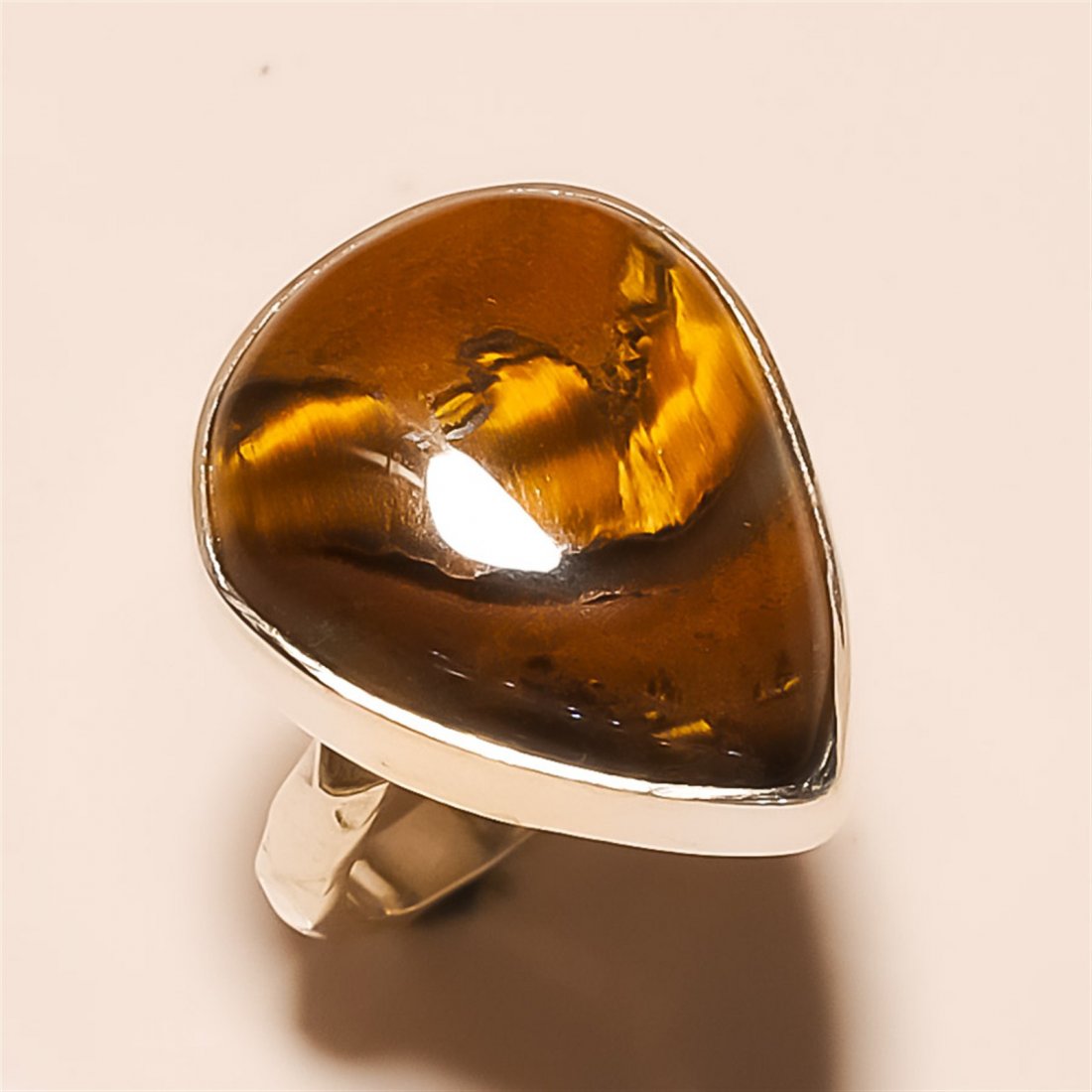 Tiger Eye RING Solid Sterling Silver: Tiger Eye RING Solid Sterling Silver Length:1inch Weight:8gram #R-272