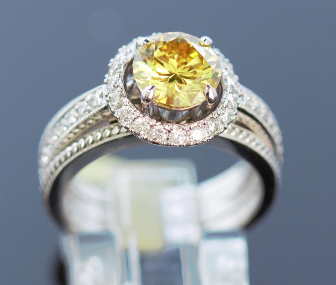 1.42ct/18k White Gold Yellow Diamond Ring (1 of 3)