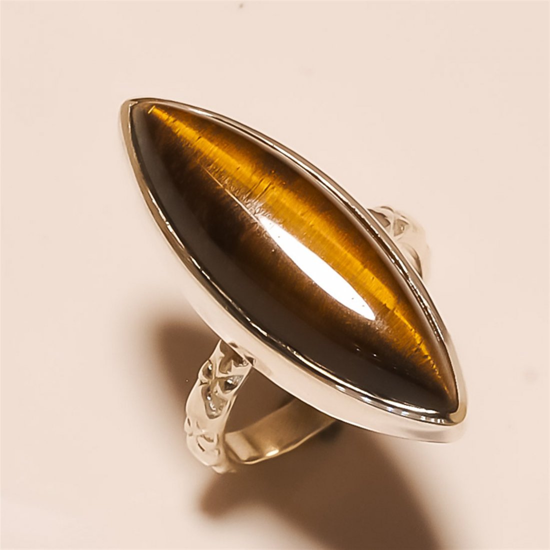 Tiger Eye RING Solid Sterling Silver: Tiger Eye RING Solid Sterling Silver Length:1inch Weight:6gram Size:5.3 #R-267