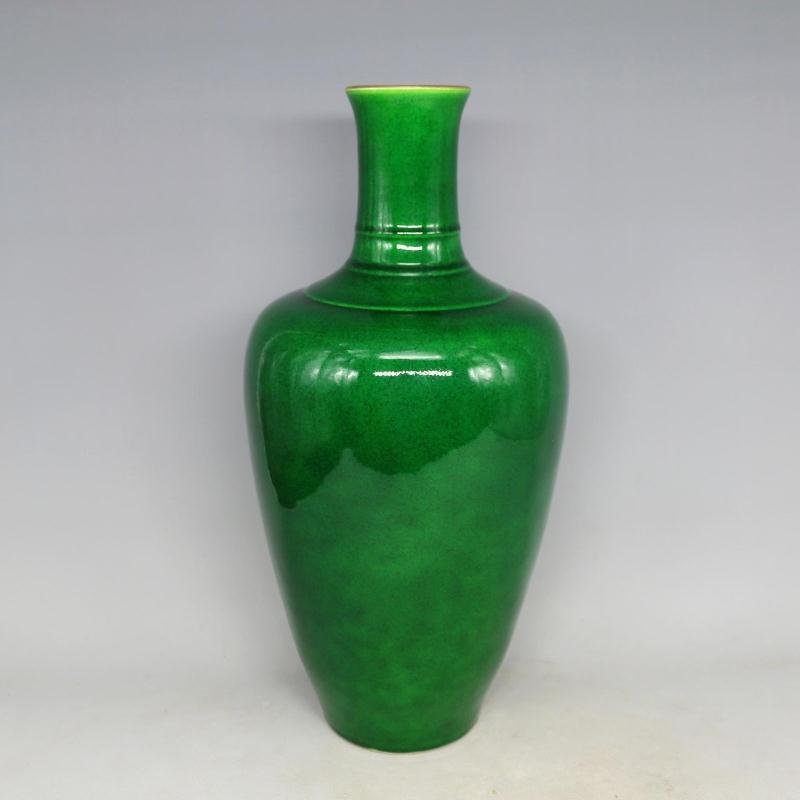 Chinese Green glaze Porcelain  Vase (1 of 5)