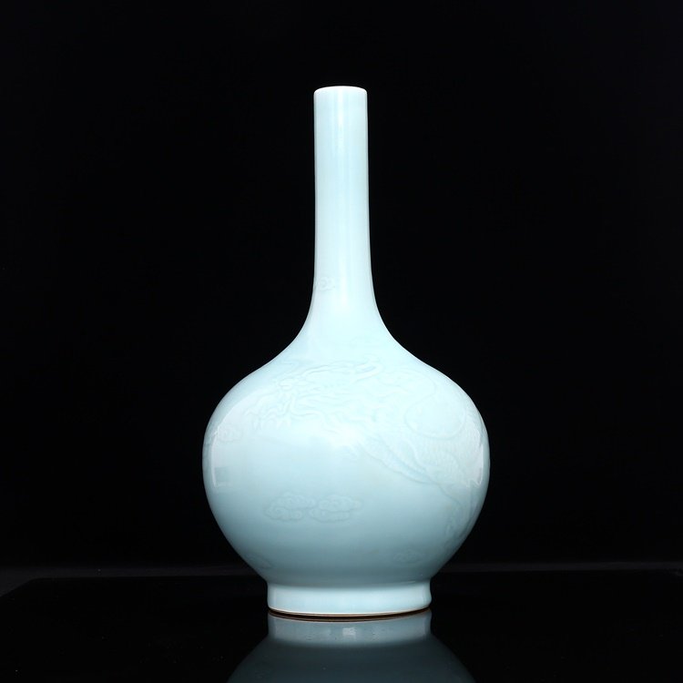 Chinese  light blue  Porcelain  Vase (1 of 7)