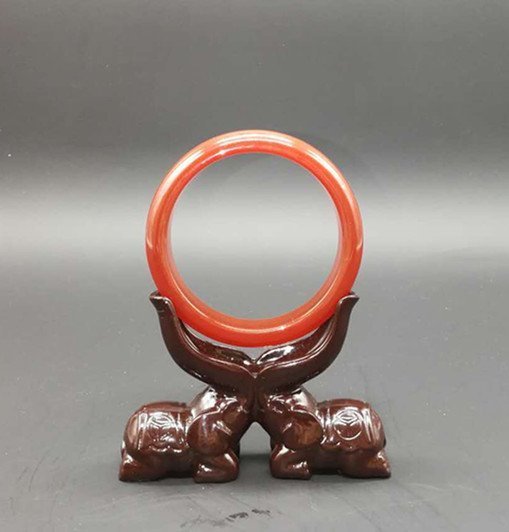 Chinese Red natural agate bracelet (1 of 5)