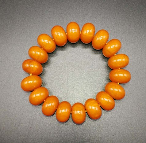 Chinese Amber Bracelet (1 of 4)