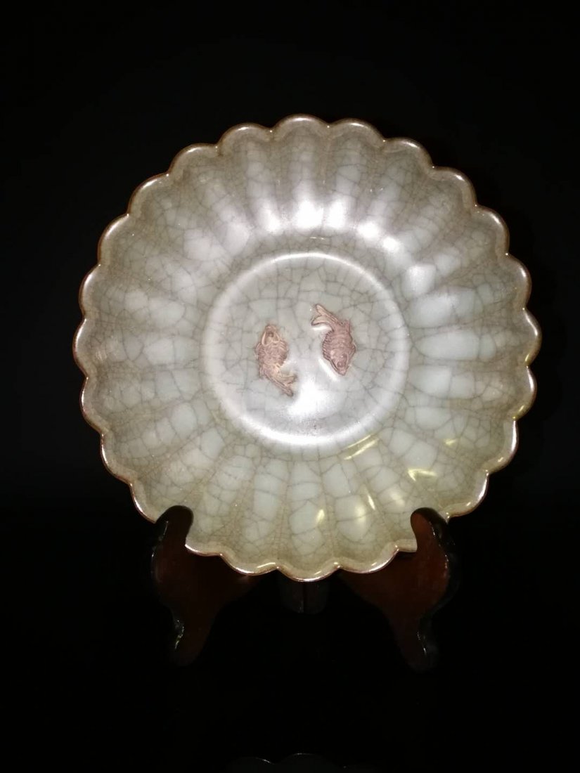 Chinese Song kiln double Porcelain fish dish (1 of 6)