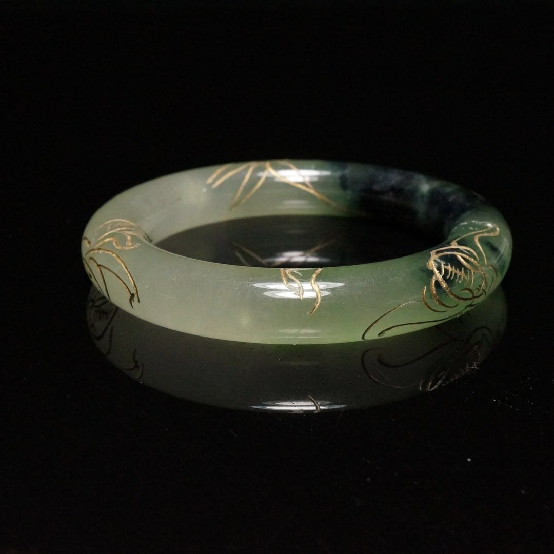 Chinese Jade Bangle Bracelet (1 of 7)