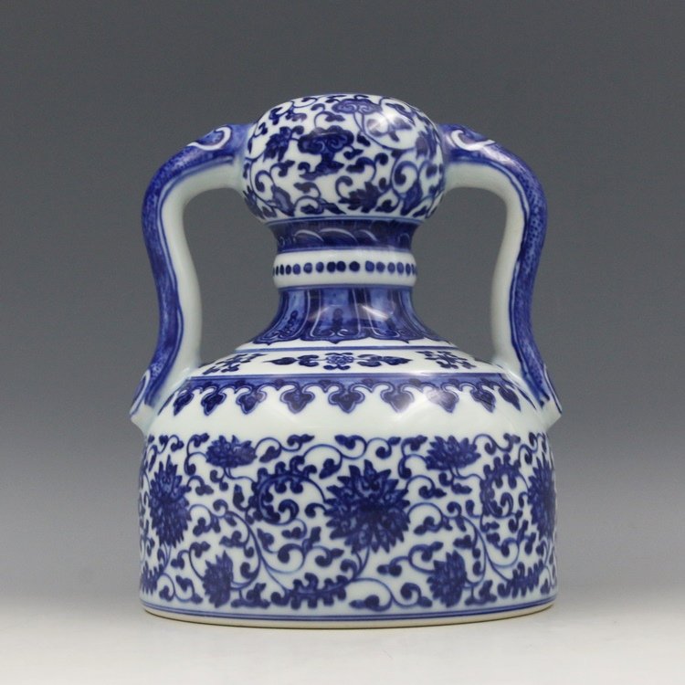 Qing style blue and white porcelain vase with 2 ears (1 of 5)