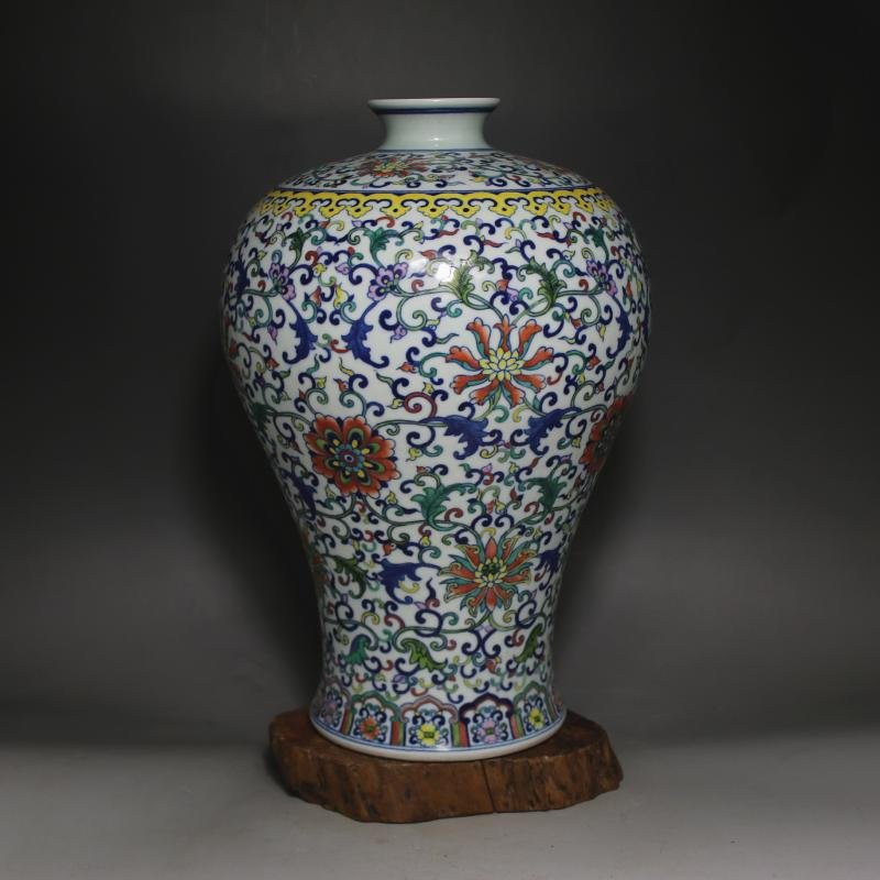 Chinese Doucai  Meiping Vase (1 of 5)