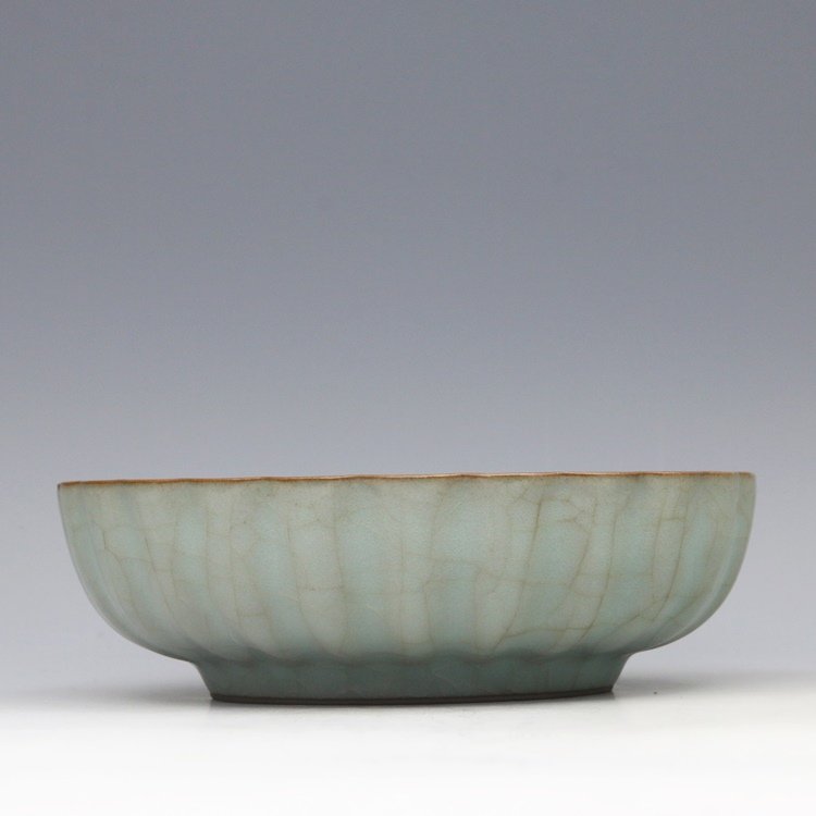 Chinese Song Celadon Glazed Bowl (1 of 4)