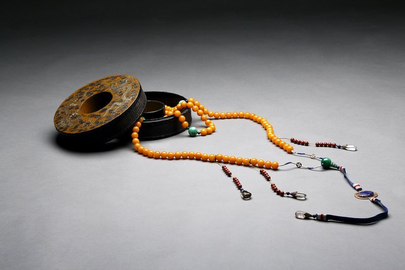 China Amber Court Necklace (1 of 4)