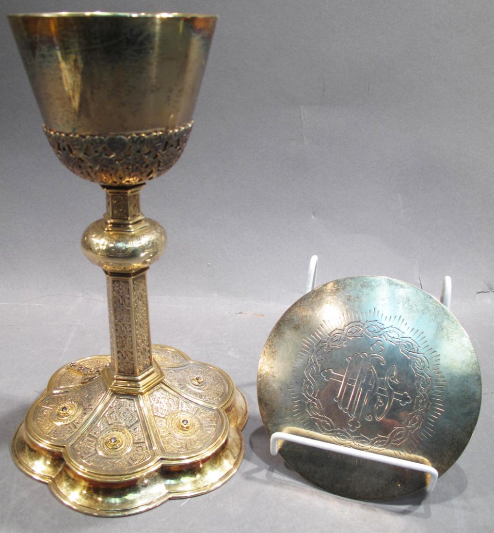 GORHAM STERLING SILVER CHALICE AND PATEN SET. Gold: GORHAM STERLING SILVER CHALICE AND PATEN SET. Gold plated with 12 minecut diamonds along base & cross. 9 1/2"h.