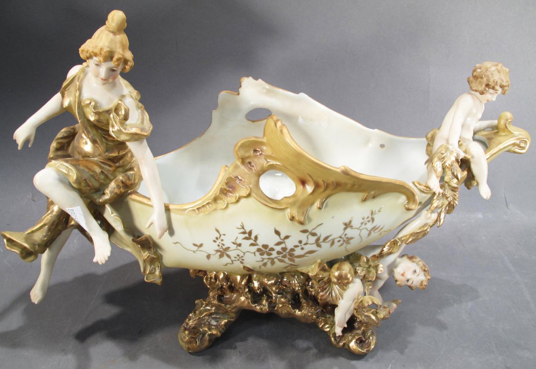 NICELY DECORATED KPM CENTER BOWL. 10" x 17".: NICELY DECORATED KPM CENTER BOWL. 10" x 17".