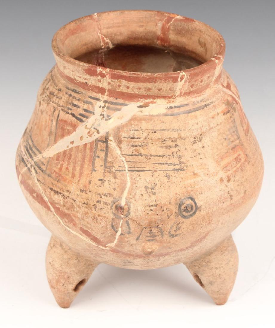 MAYA POTTERY TRIPOD POT (1 of 5)