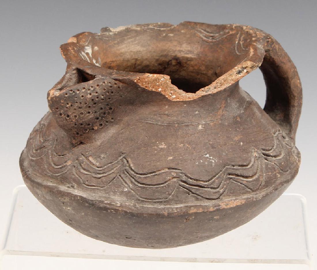 CHEROKEE CA POTTERY TEA POT (1 of 5)