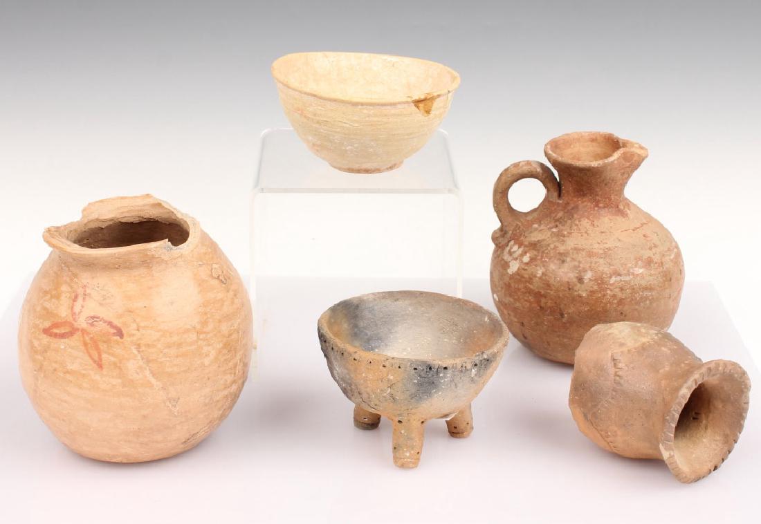 5 EARTHENWARE POTTERY PIECES (1 of 10)