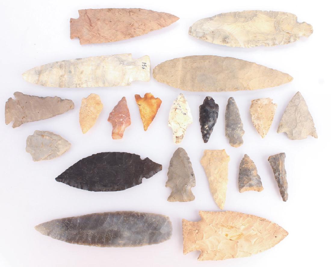 21 PIECE ARROWHEAD COLLECTION (1 of 5)