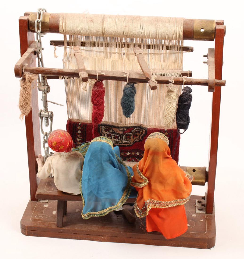 SALESMAN SAMPLE RUG WEAVING LOOM (1 of 5)